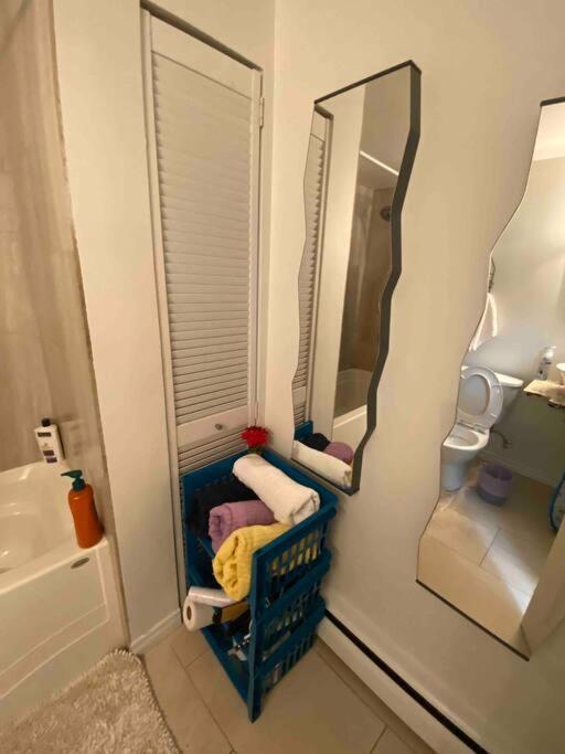 YYC Beautiful Two Bedroom Apartment. מראה חיצוני תמונה