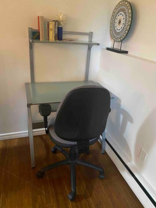 YYC Beautiful Two Bedroom Apartment. מראה חיצוני תמונה