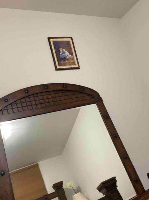 YYC Beautiful Two Bedroom Apartment. מראה חיצוני תמונה